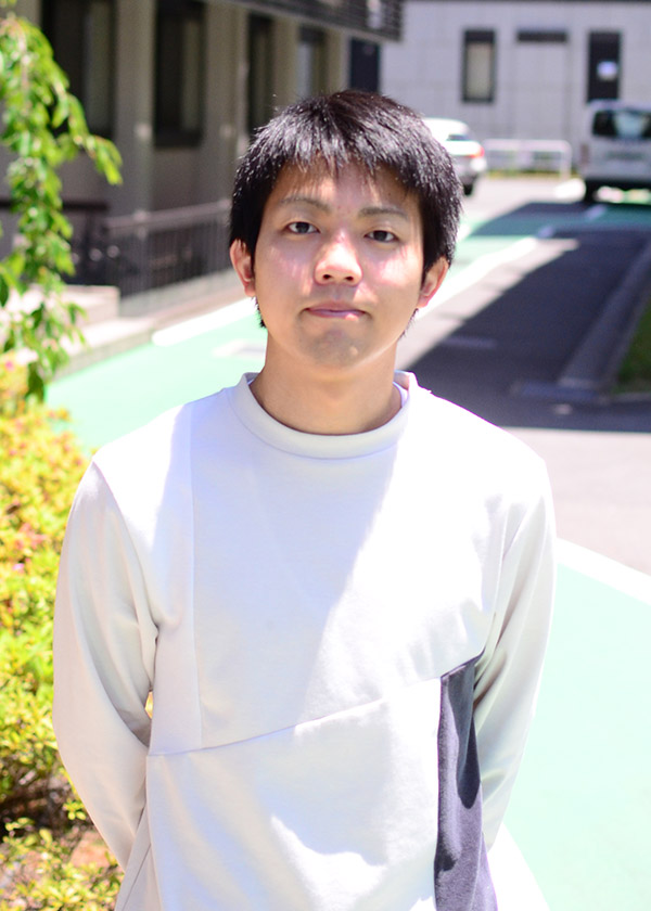 中込 悠輔